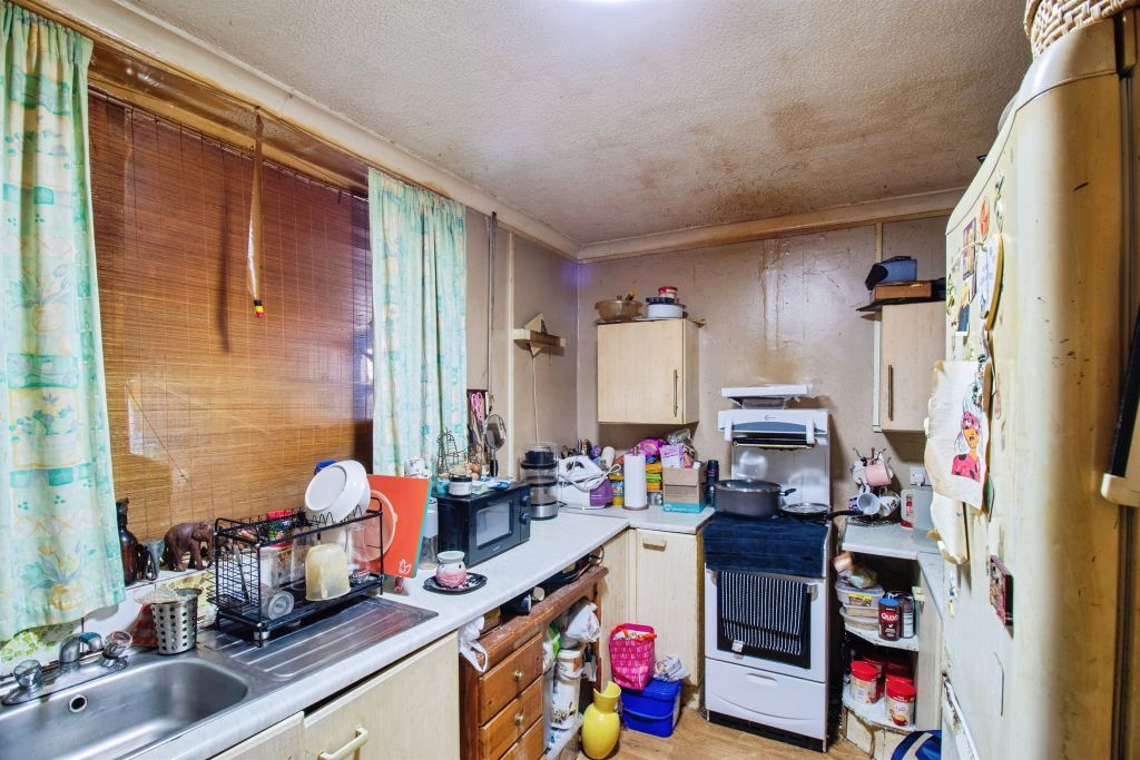 Property photo 3 of 8