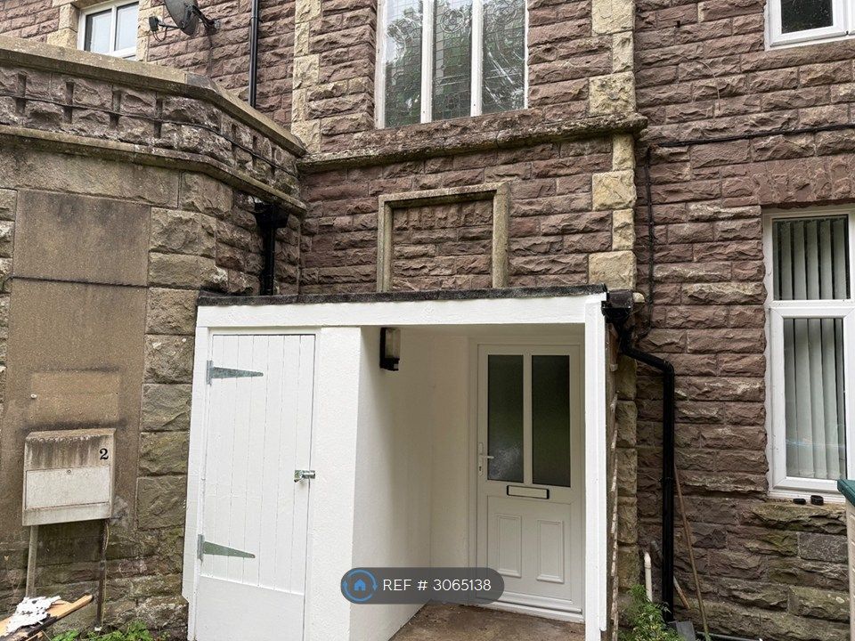 Property photo 1 of 26 Entrance To Private Flat
