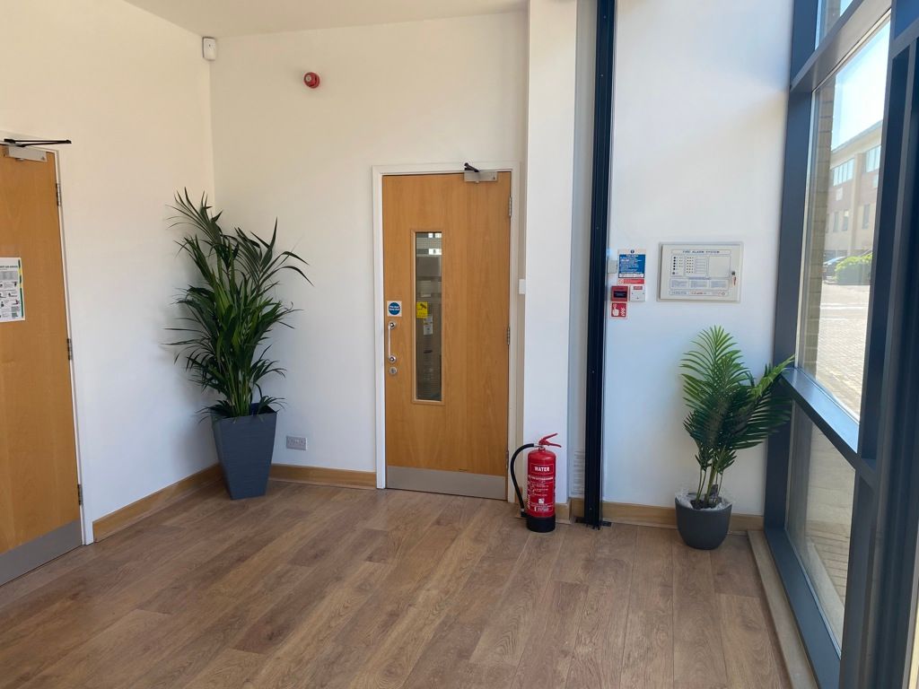 Property photo 3 of 8 Photo 9