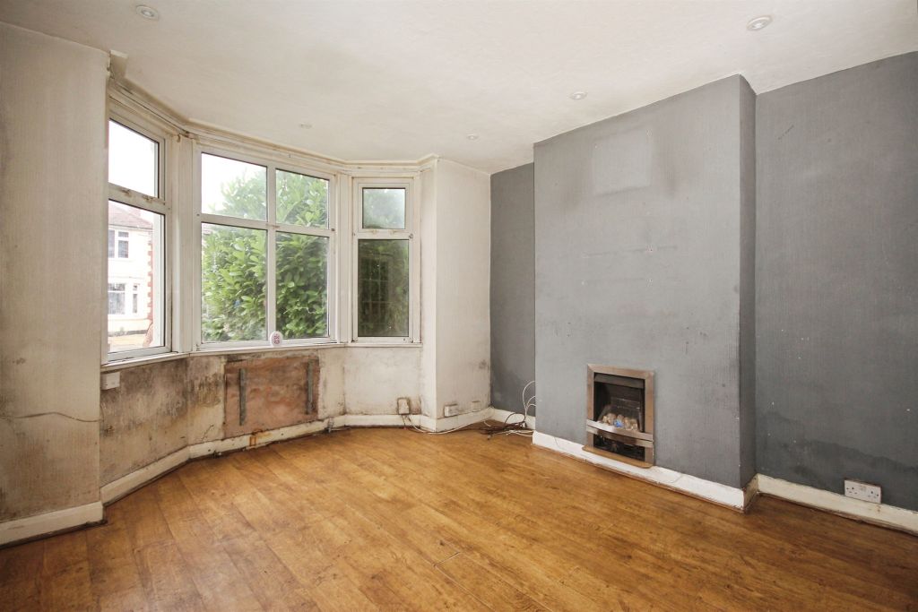 Property photo 2 of 12