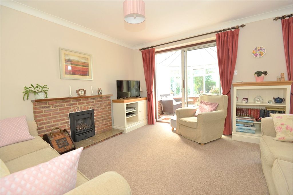 Property photo 3 of 22 Picture No. 61