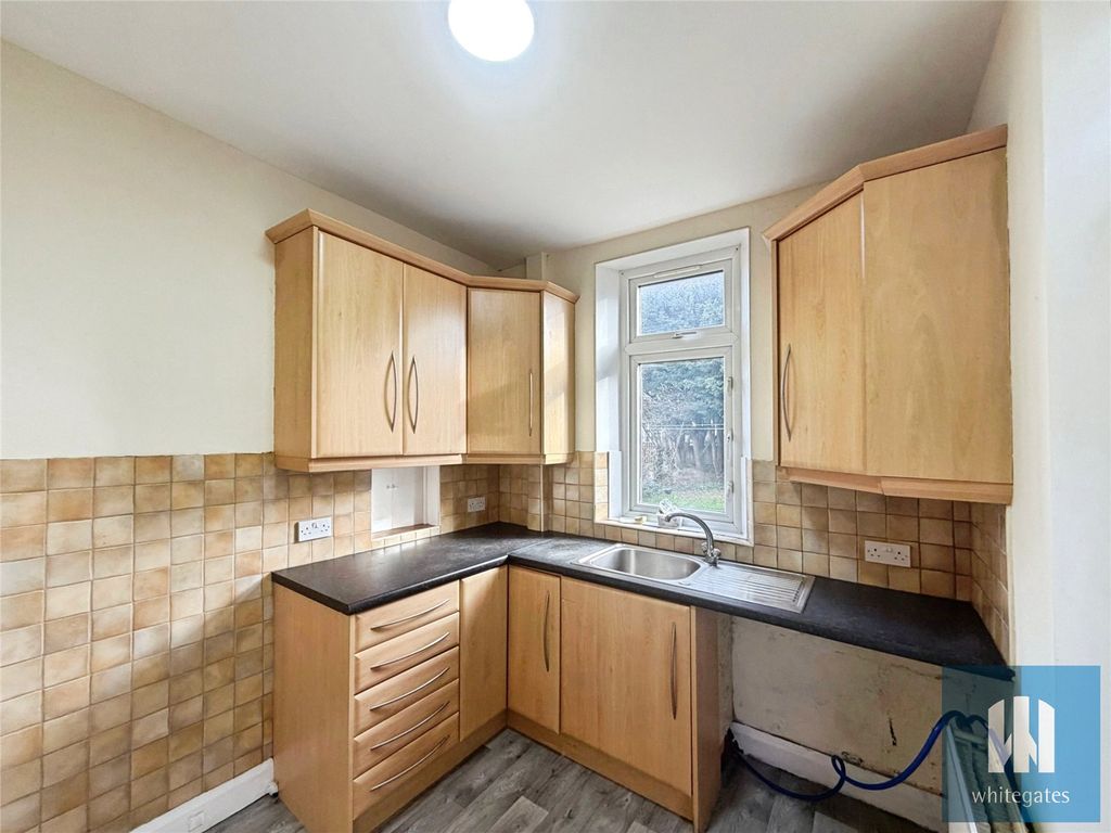 Property photo 3 of 20 Picture No. 01