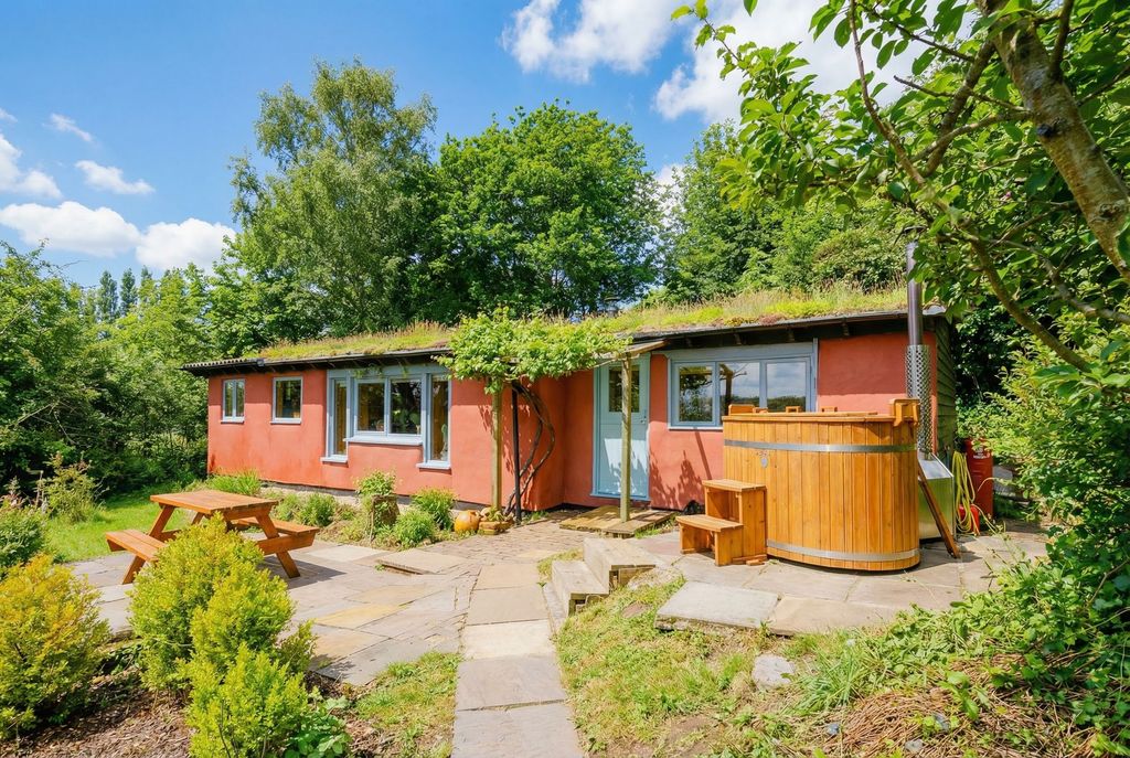 Property photo 3 of 24