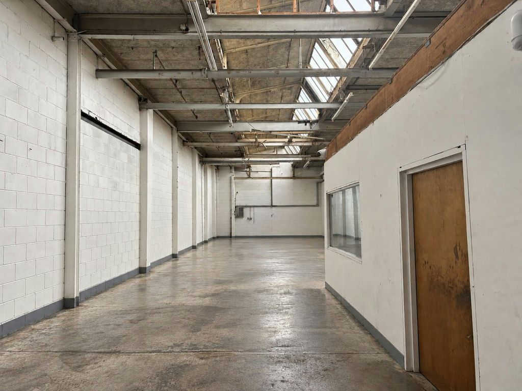Property photo 2 of 2 Industrial Warehouse Interior.Jpg