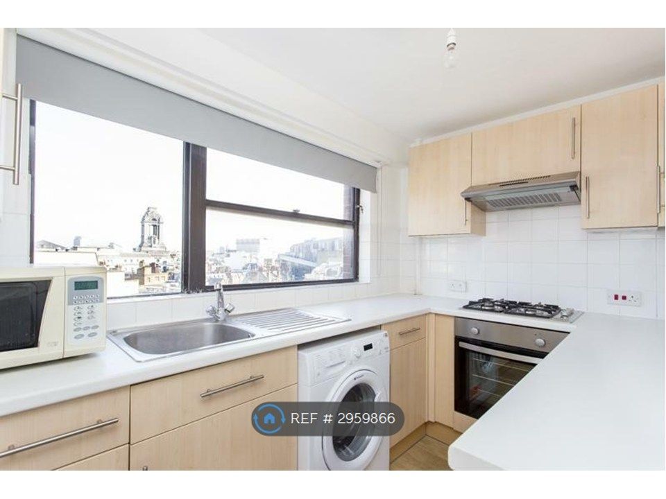 Property photo 3 of 13 Kitchen