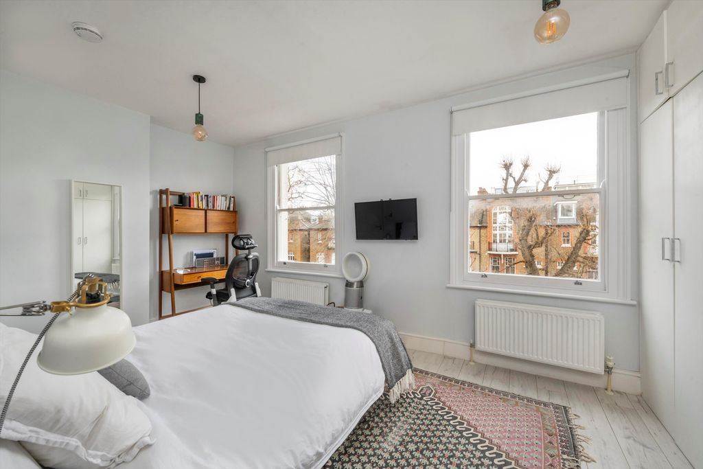 Property photo 3 of 7 Image