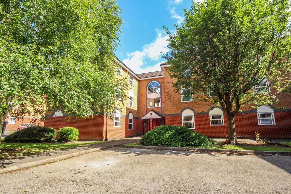 Property photo 1 of 9