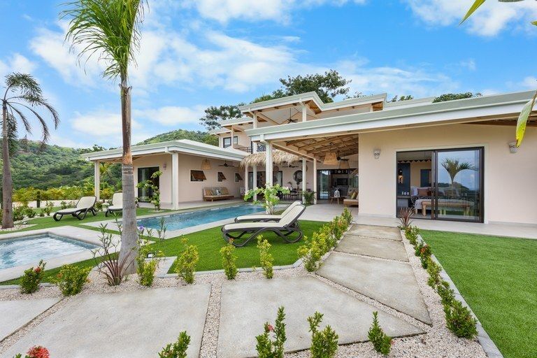 Property photo 2 of 12 <Alttext/>