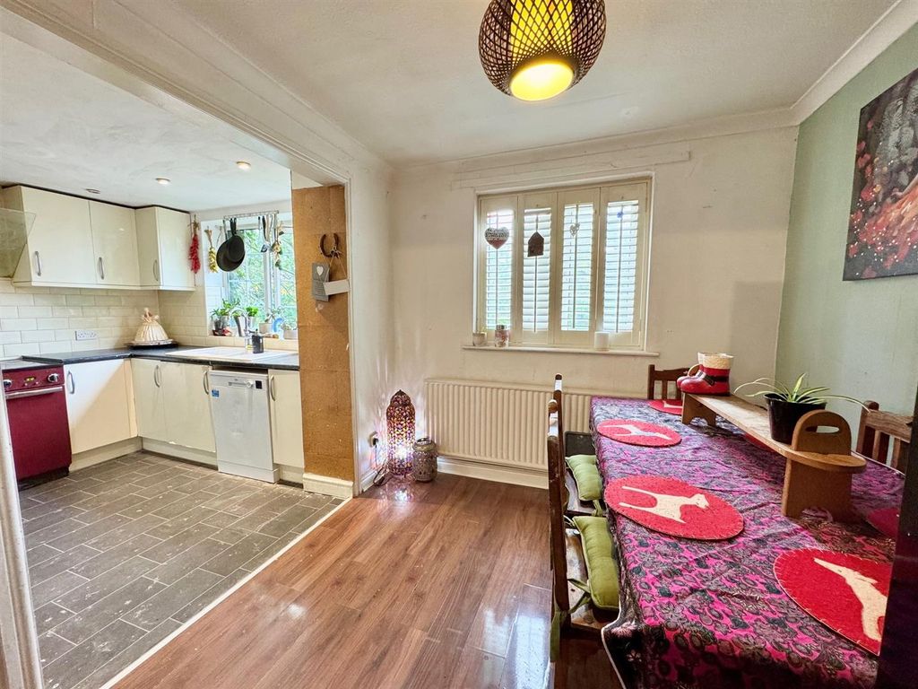 Property photo 3 of 16 Eleven.Jpg