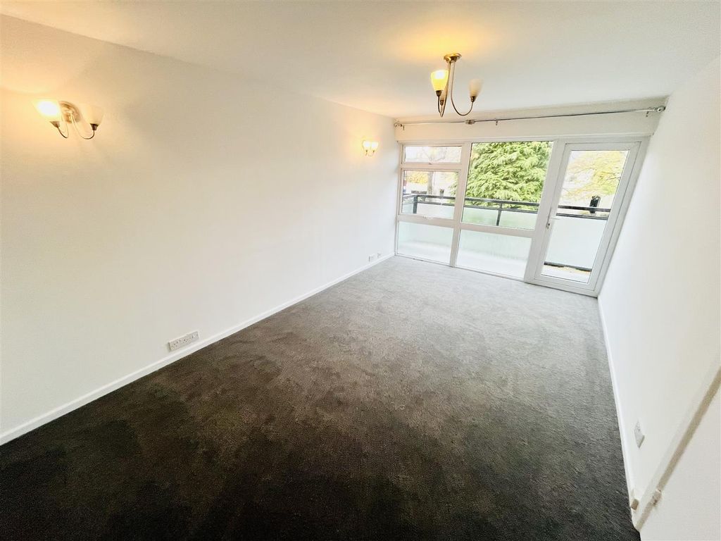 Property photo 3 of 10 Img_0398.Jpg