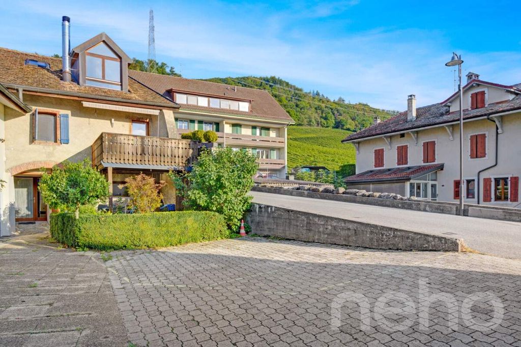 Property photo 3 of 13