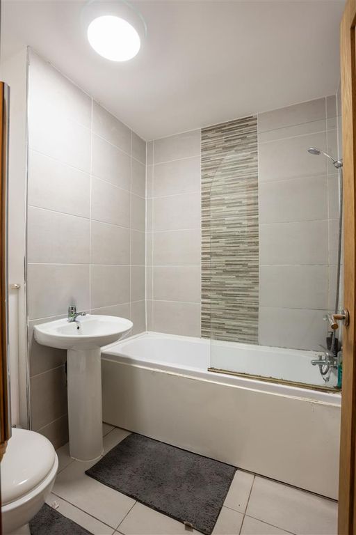 Property photo 3 of 7 00008.Jpg