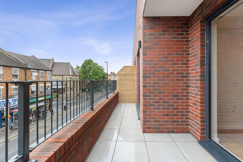 Property photo 3 of 13 Balcony