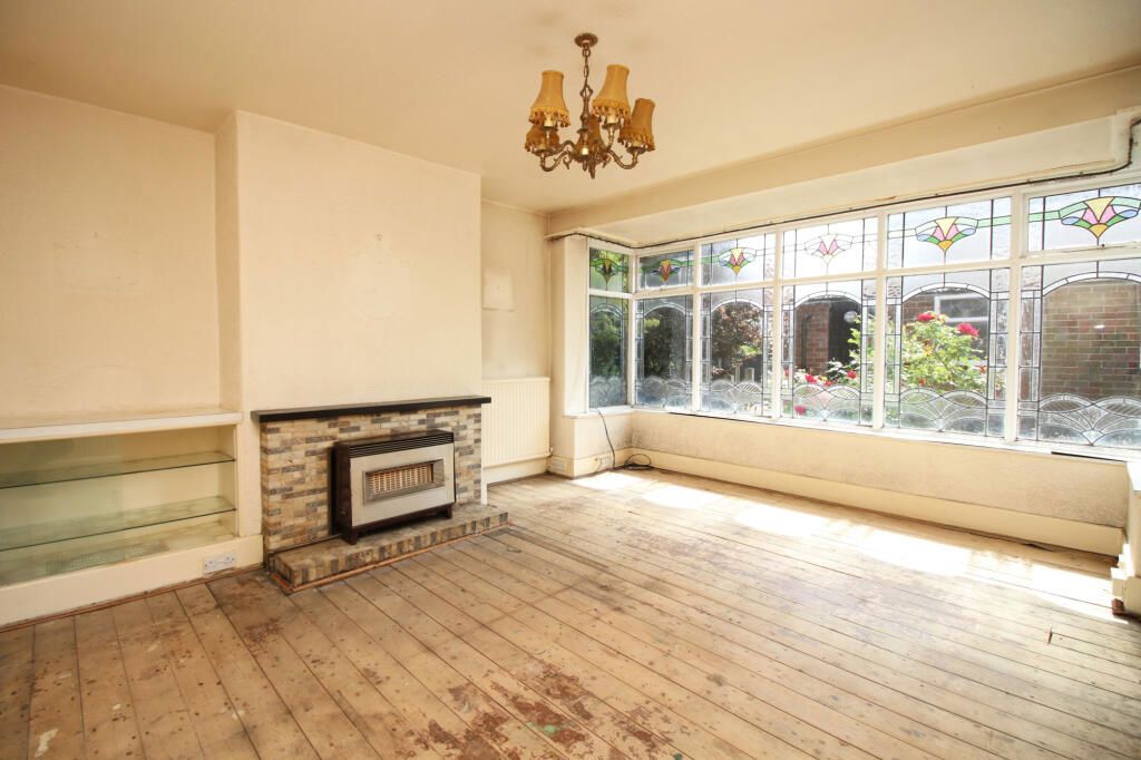 Property photo 2 of 26