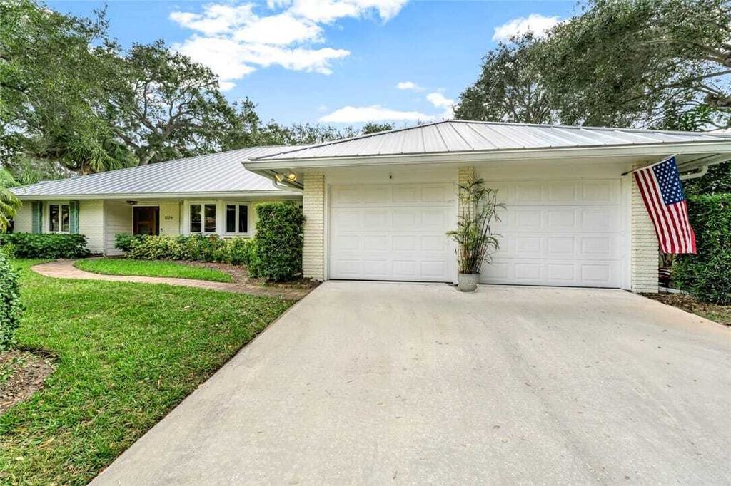 Property photo 1 of 31