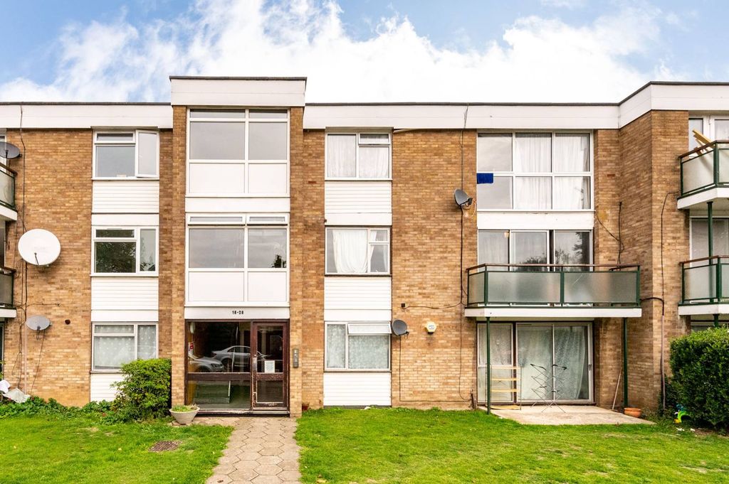 Property photo 1 of 9