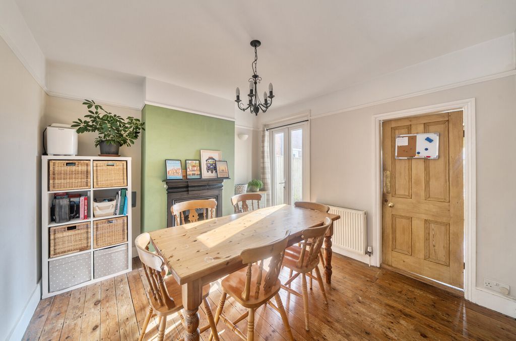 Property photo 3 of 21 1423910-24-69A98B...