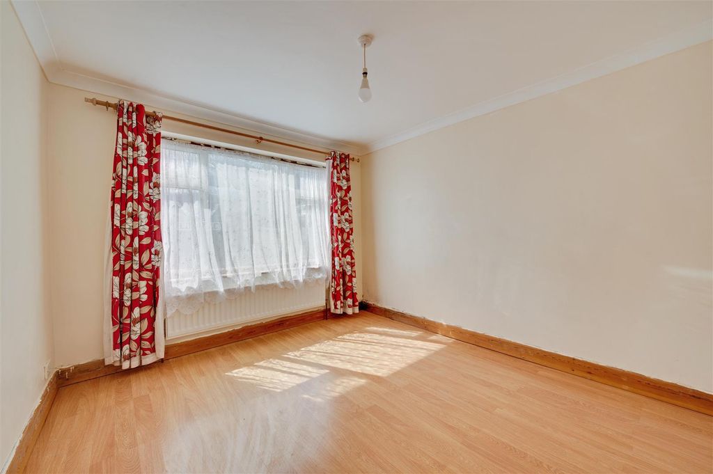 Property photo 2 of 20 Daniels_139 Crest Road Nw2_001.Jpg