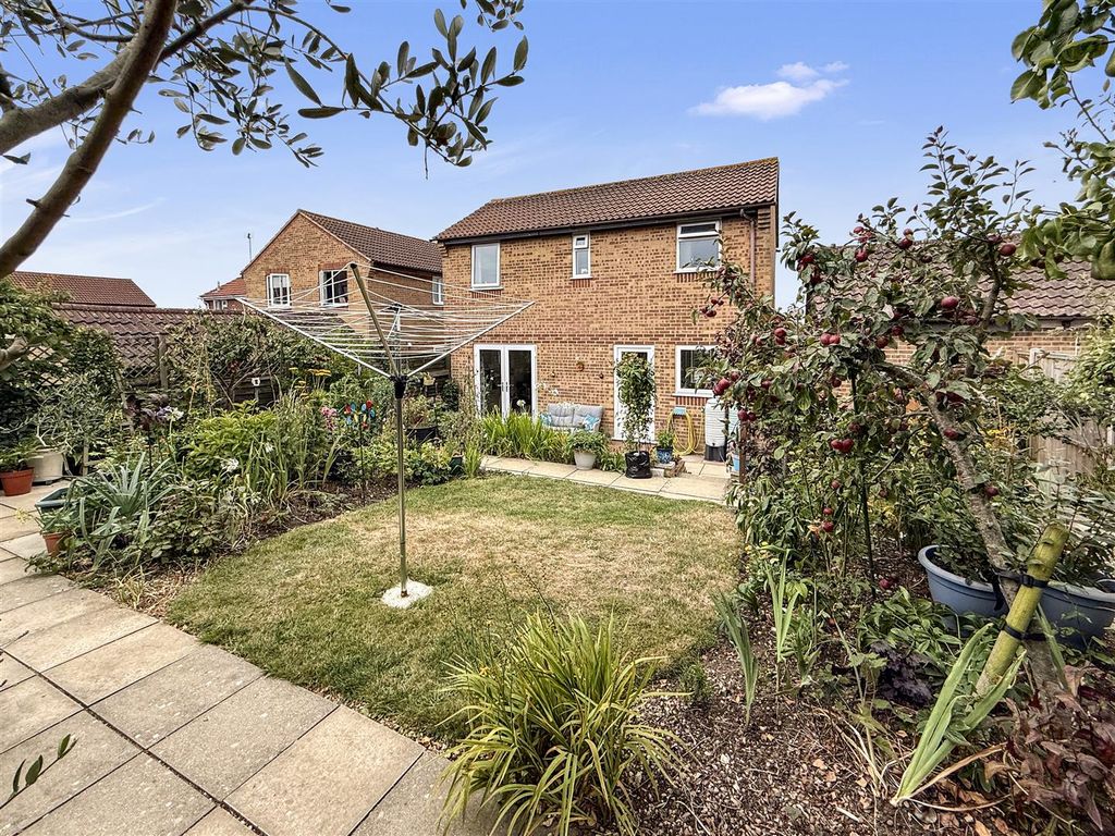 Property photo 2 of 11 2..Jpg