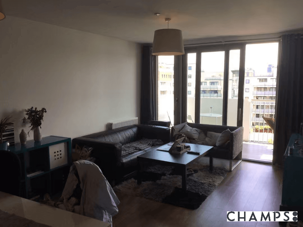 Property photo 3 of 9 Gallery