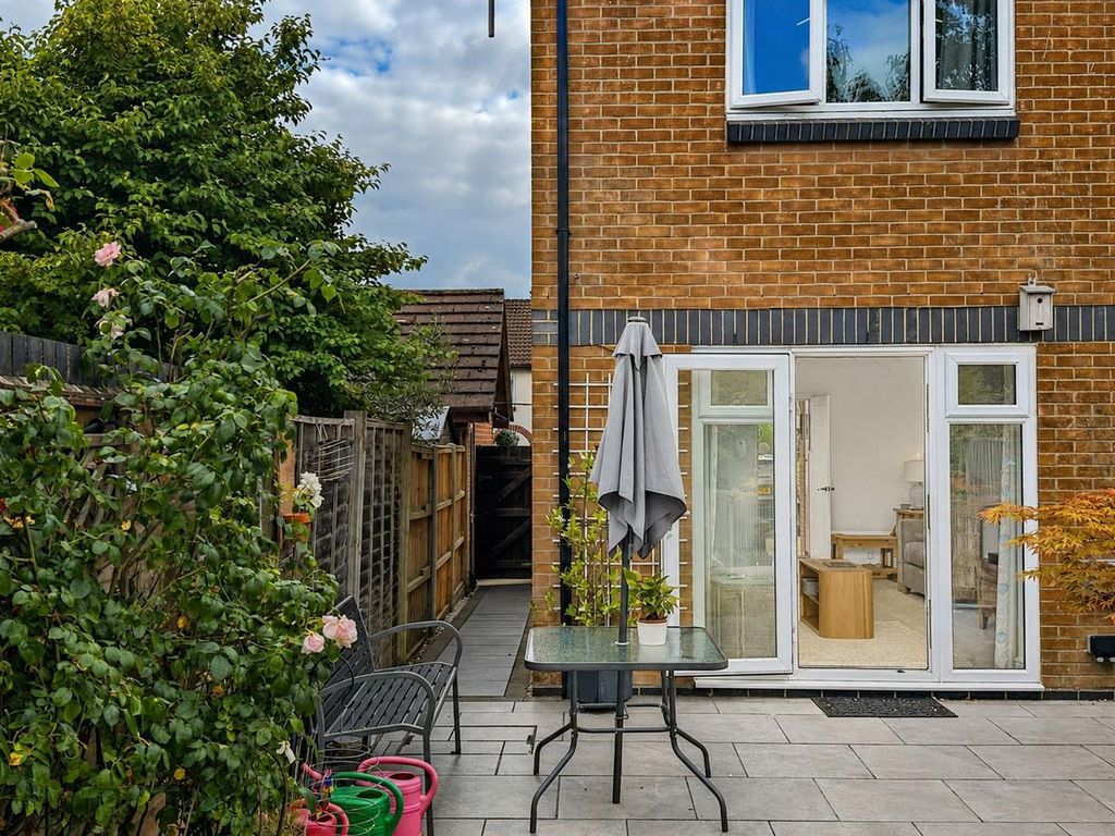 Property photo 2 of 18
