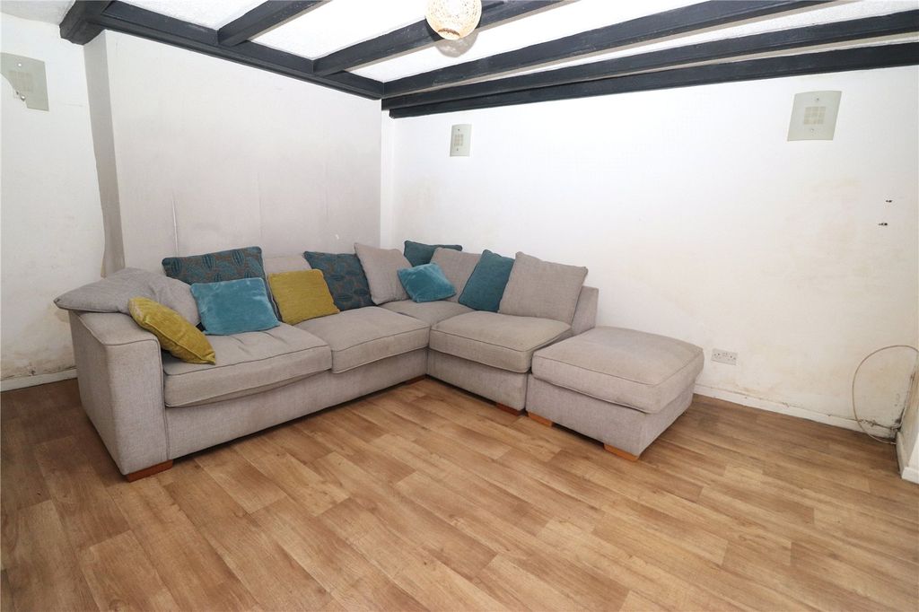 Property photo 2 of 11 Picture No. 01