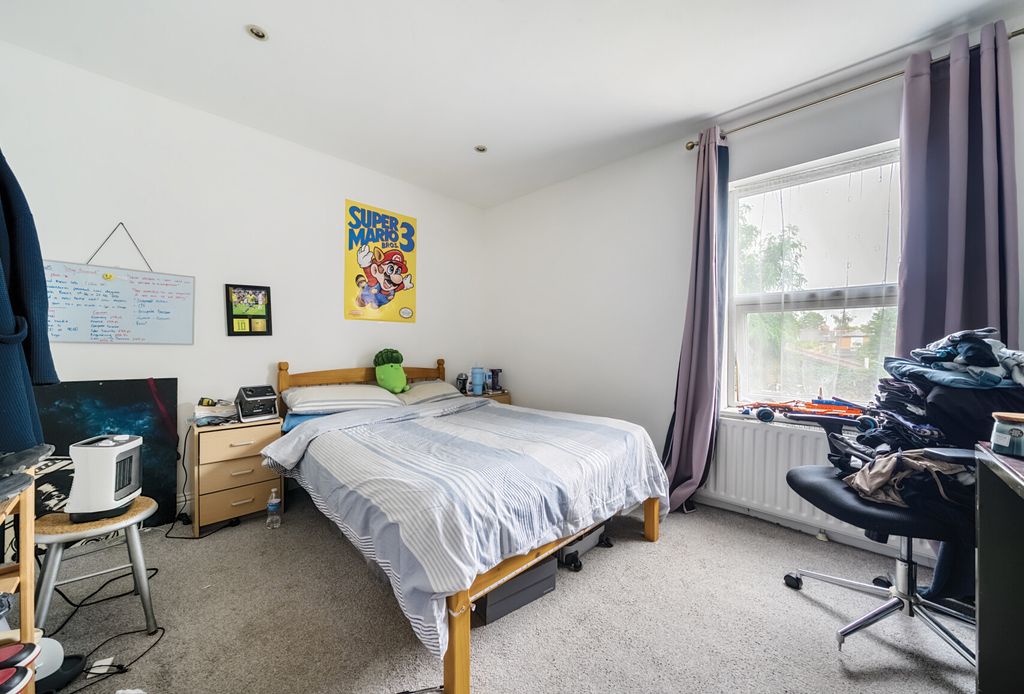 Property photo 3 of 10 1329525-15-6894d9...