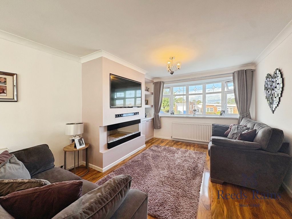 Property photo 3 of 21 Pbox-Img.Jpg