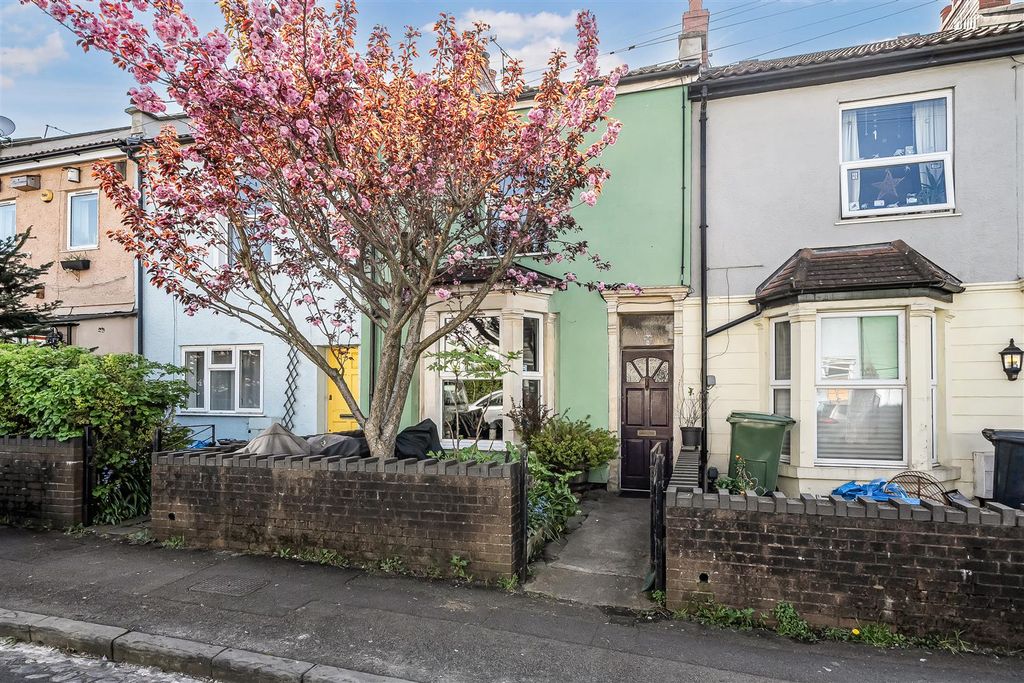 Property photo 1 of 18 1440305-22-69d6425026E58.Jpg