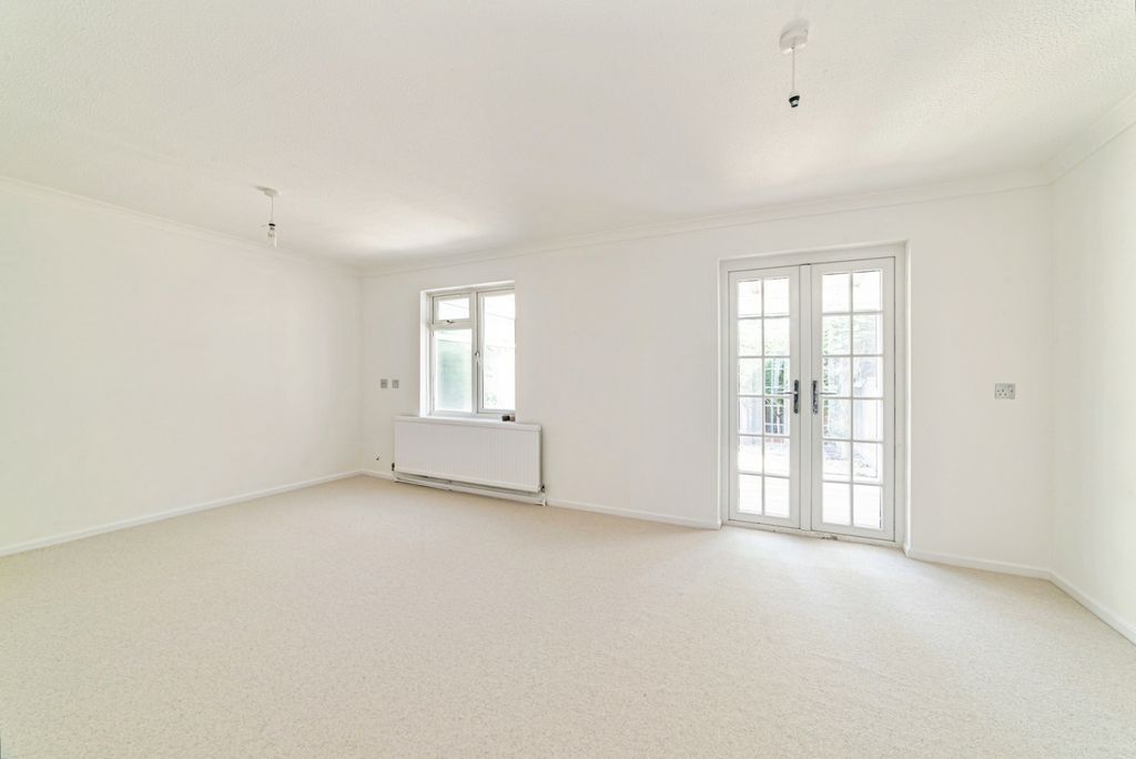 Property photo 2 of 19 Pbox-Img.Jpg