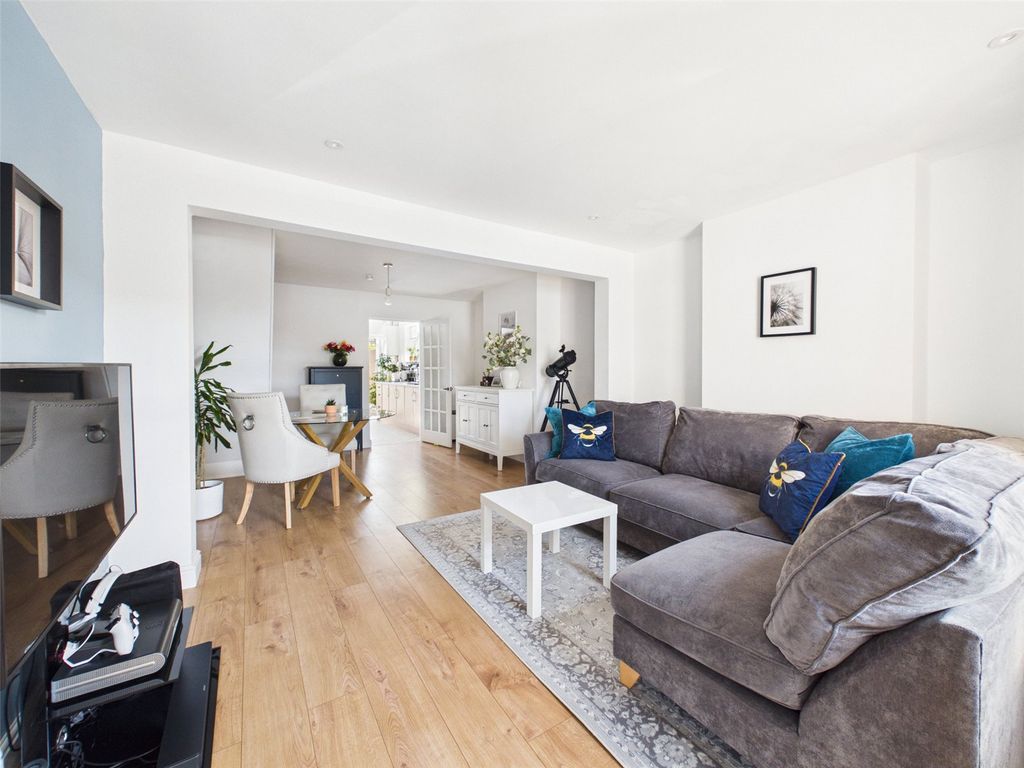 Property photo 2 of 26 Picture No. 10