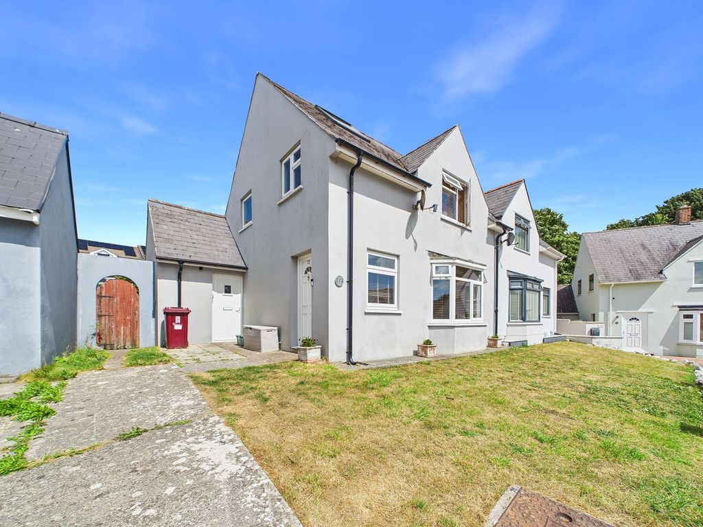 Property photo 1 of 27