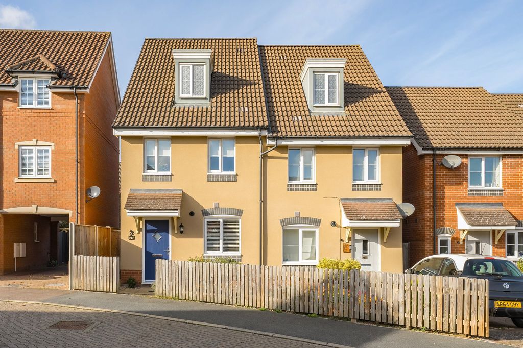 Property photo 1 of 20