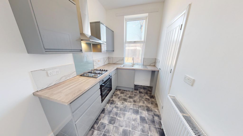 Property photo 2 of 7 Parry-Lane-04252025_123619