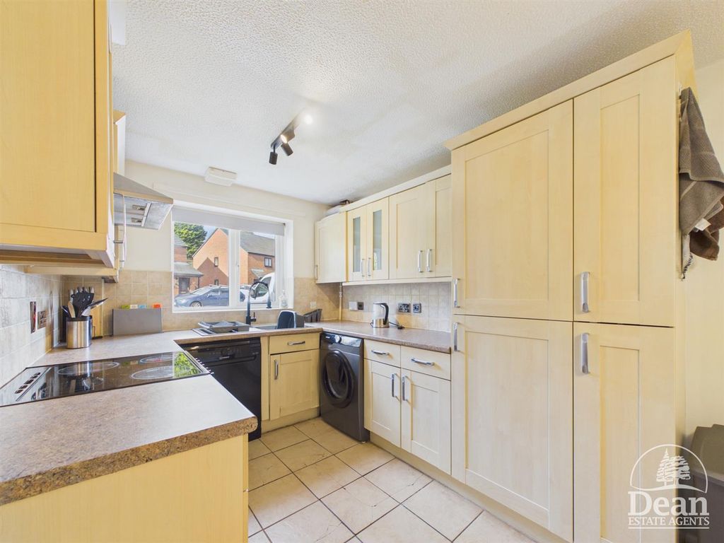 Property photo 3 of 25