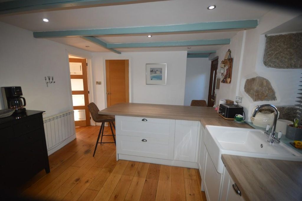 Property photo 3 of 25 Dsc_0004 (Medium).Jpg