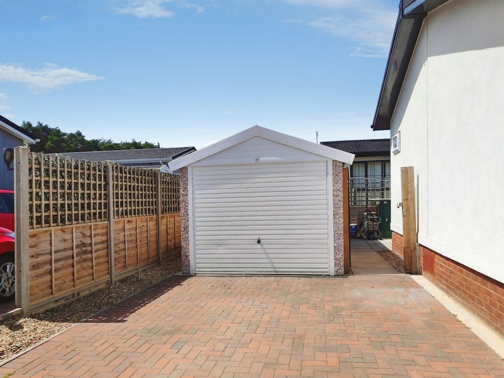 Property photo 2 of 11 Pbox-Img.Jpg