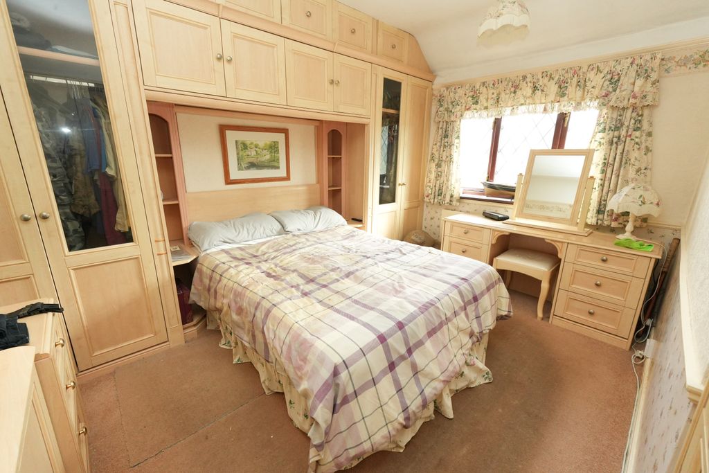 Property photo 3 of 12 Bedroom One