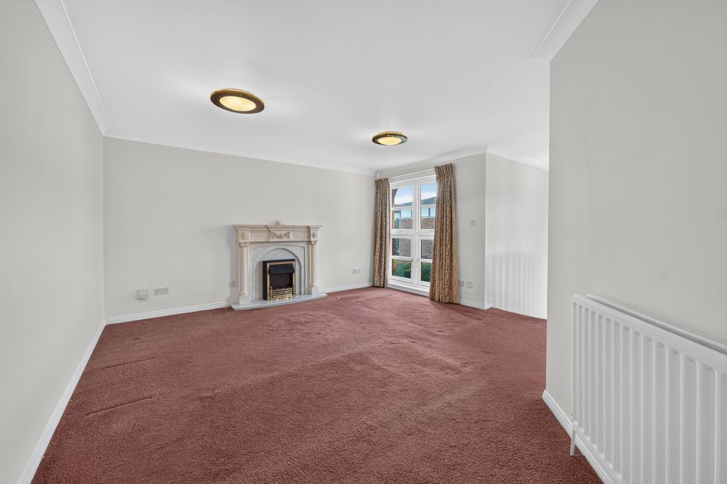 Property photo 3 of 24