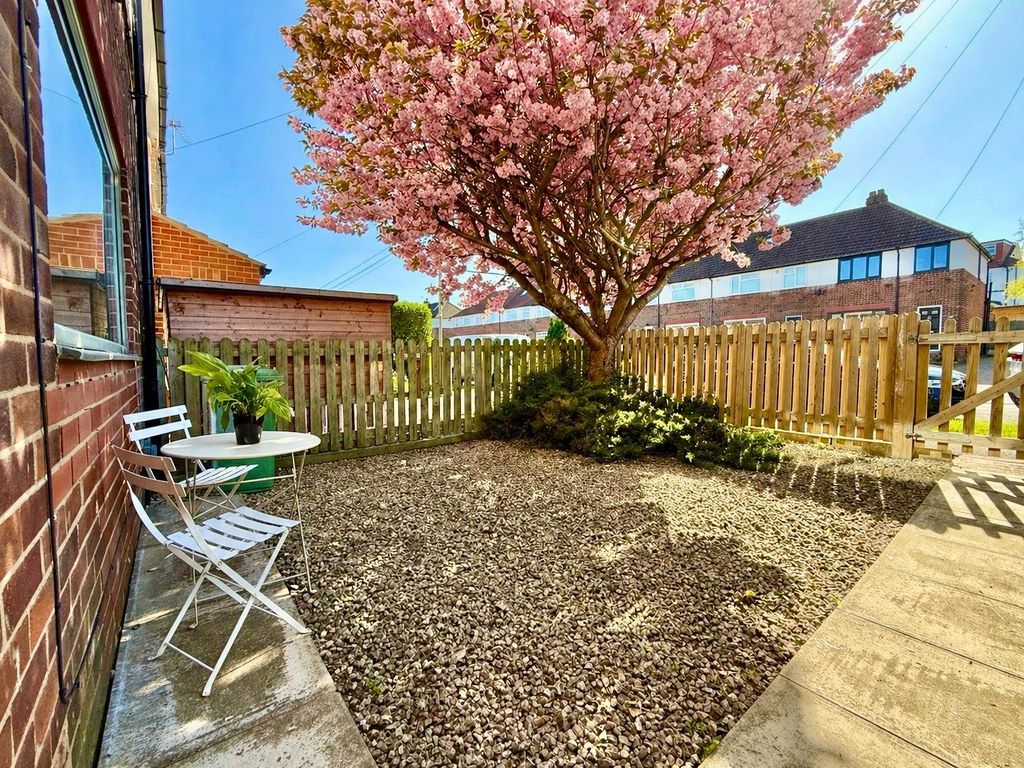 Property photo 3 of 31 Picture No. 44