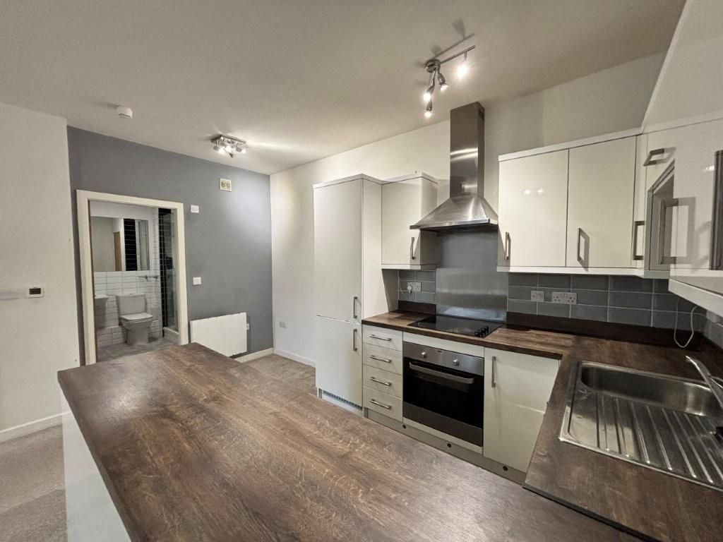 Property photo 3 of 13 Image00017.Jpg