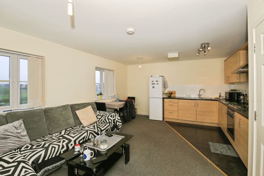 Property photo 3 of 6