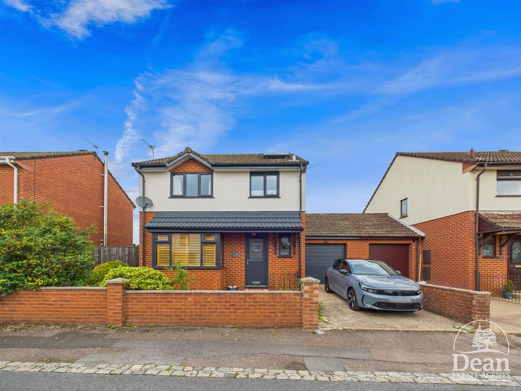 Property photo 1 of 24