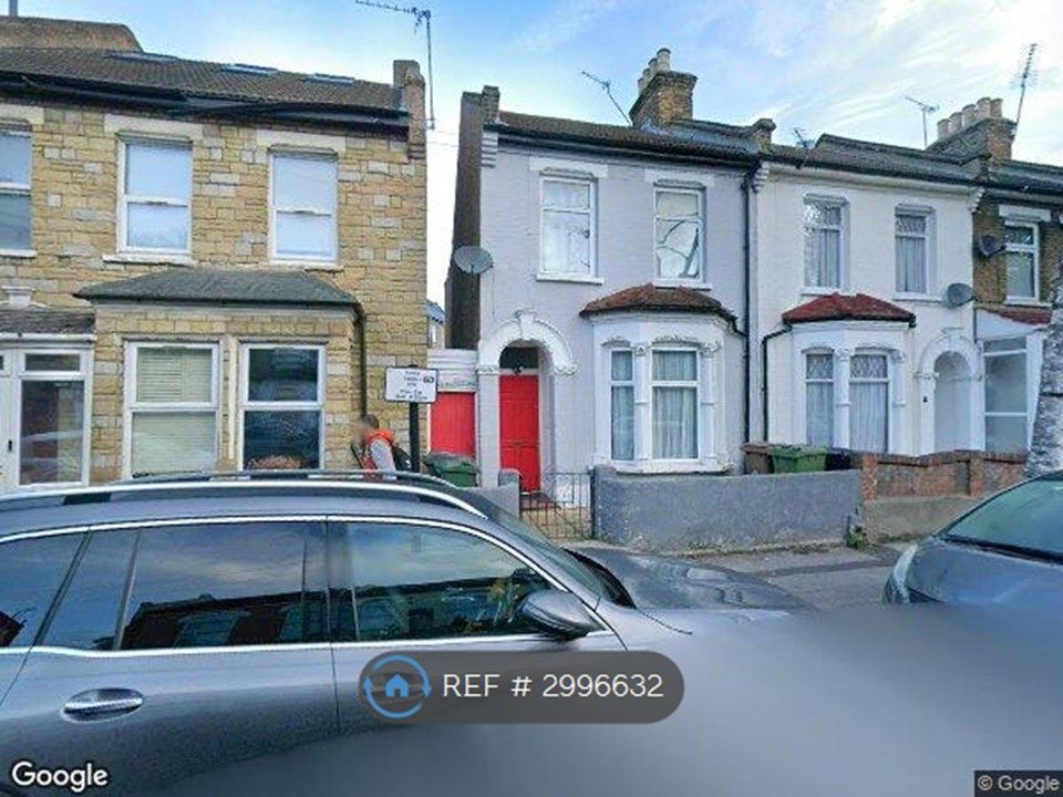 Property photo 3 of 16