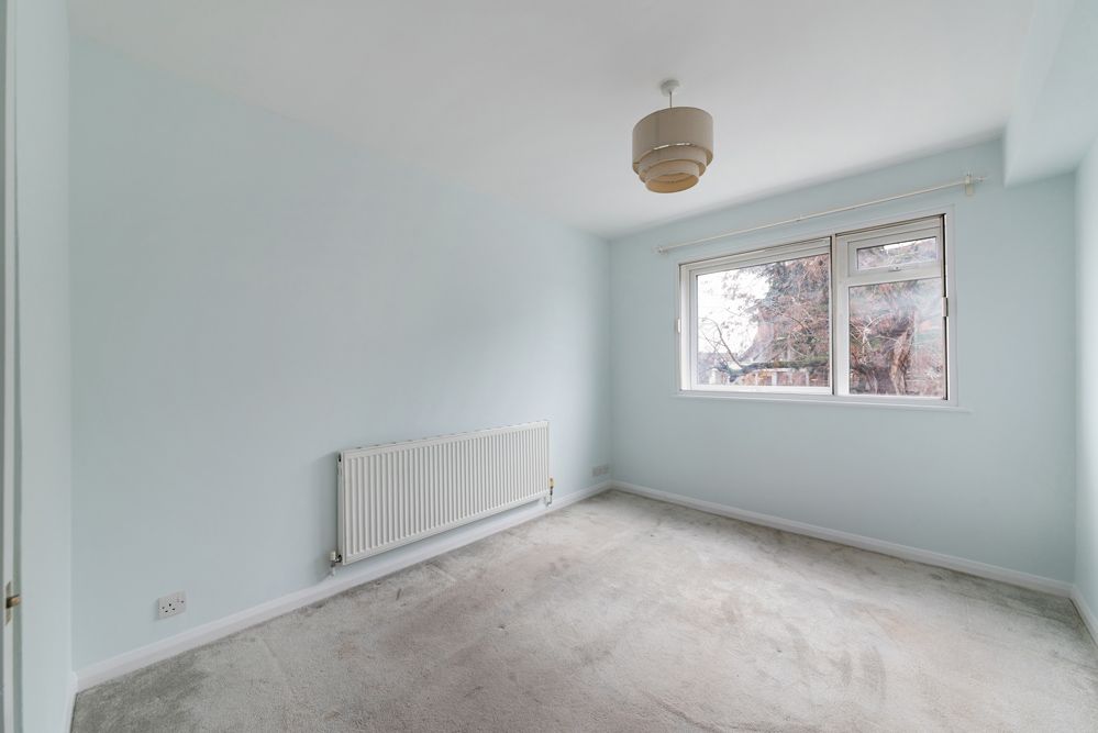 Property photo 2 of 9 Photo 3