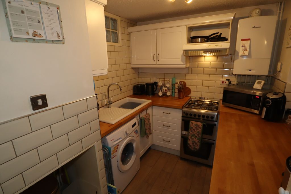 Property photo 3 of 8