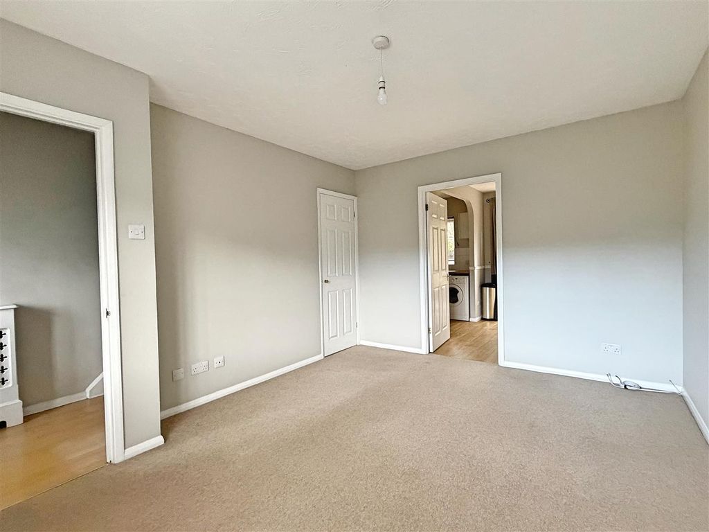 Property photo 2 of 13 Img_1587.Jpg