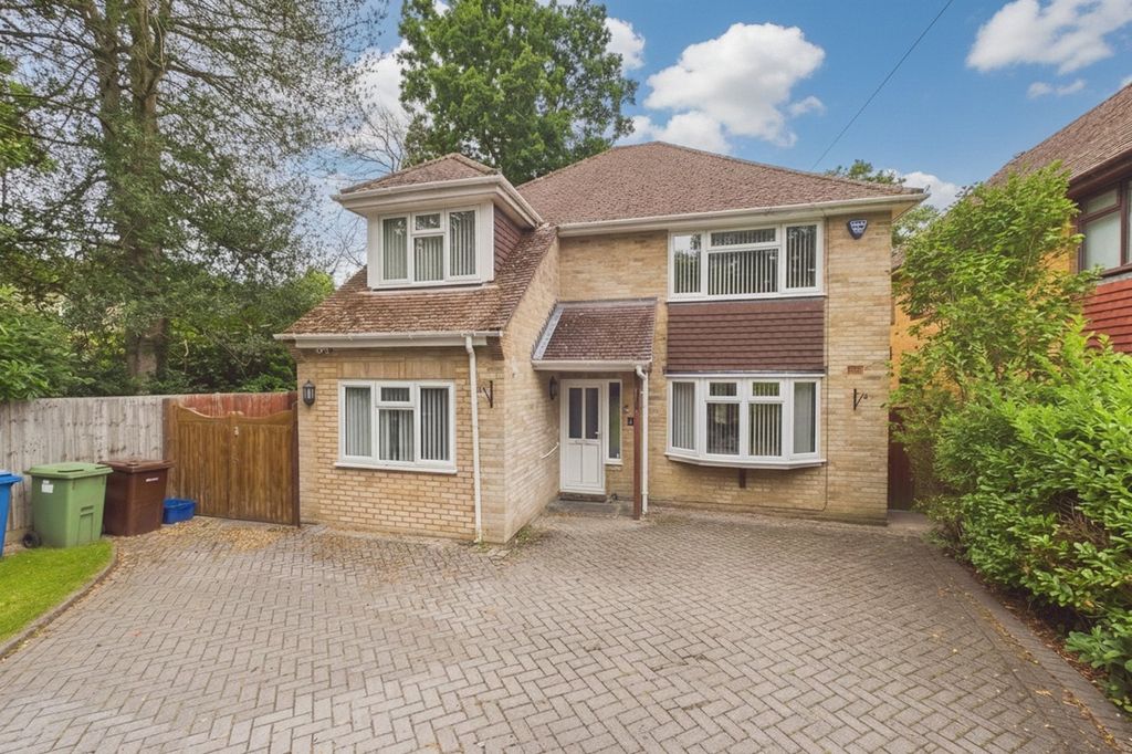 Property photo 2 of 12 Picture No. 13