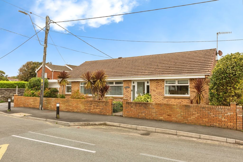 Property photo 1 of 27 Photo