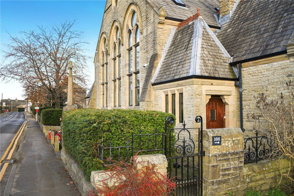 Property photo 1 of 10 Private Entrance